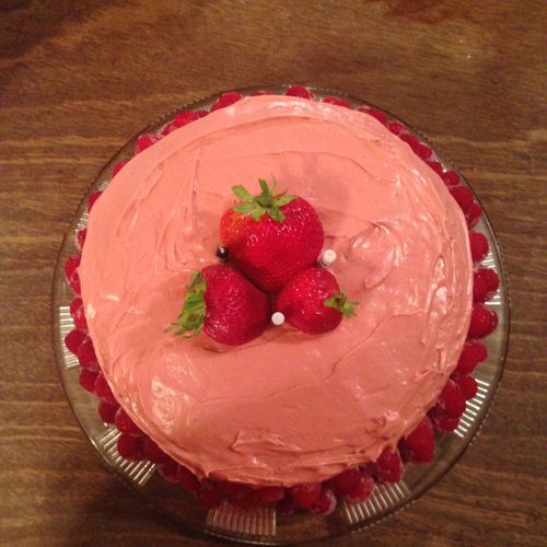 Classic White Cake With Raspberry Icing