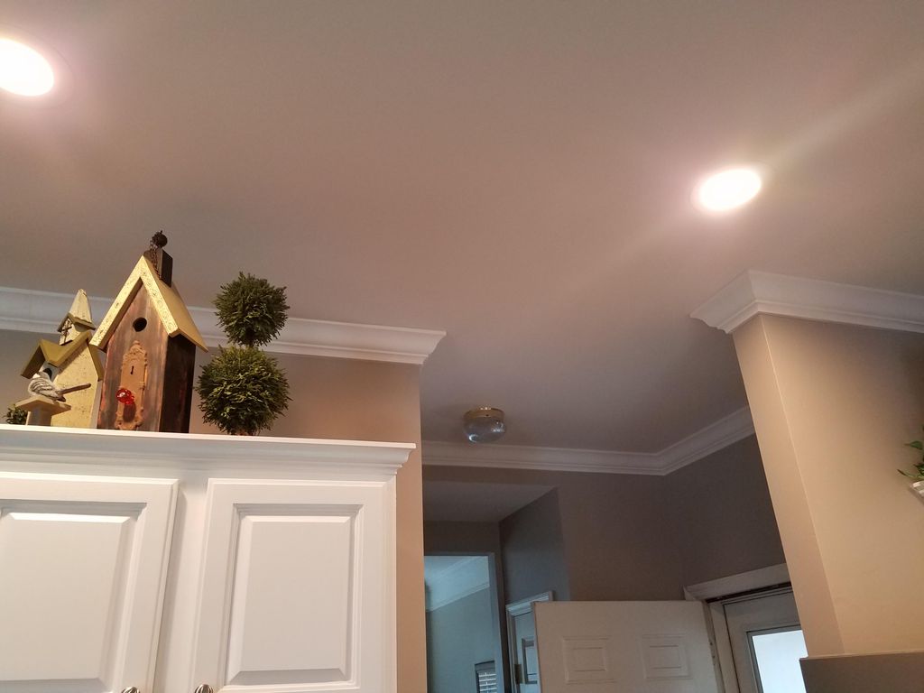 Crown moulding in Mason. Picture #2