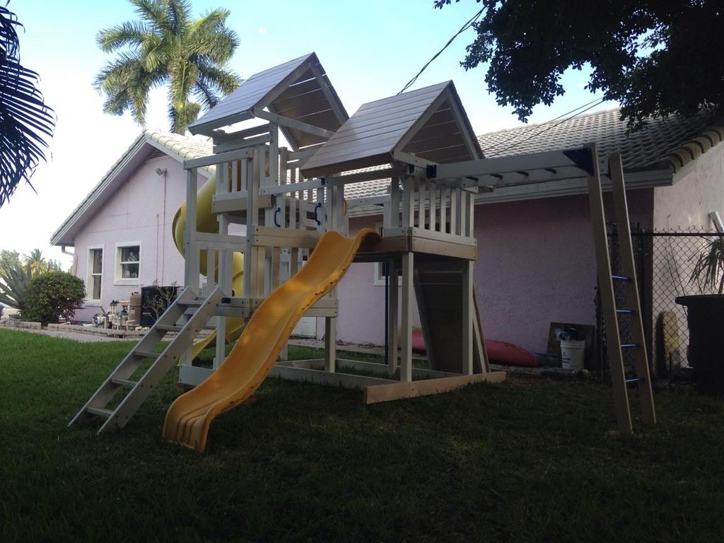 Playground assembly/install