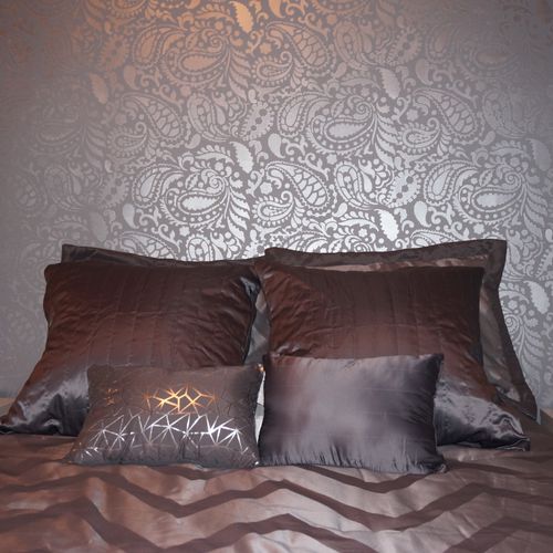 Finish product of bedroom design - stenciled accen