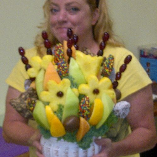 We also deliver fruit bouquets!!