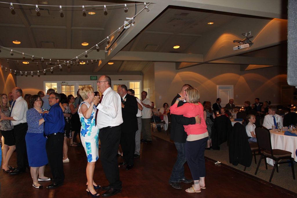 Wedding reception at the Omaha Field Club.