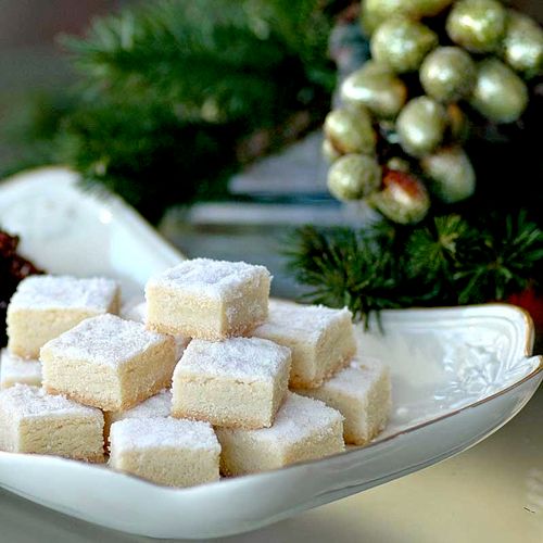 My Signature Short Bread Bars that are included wi