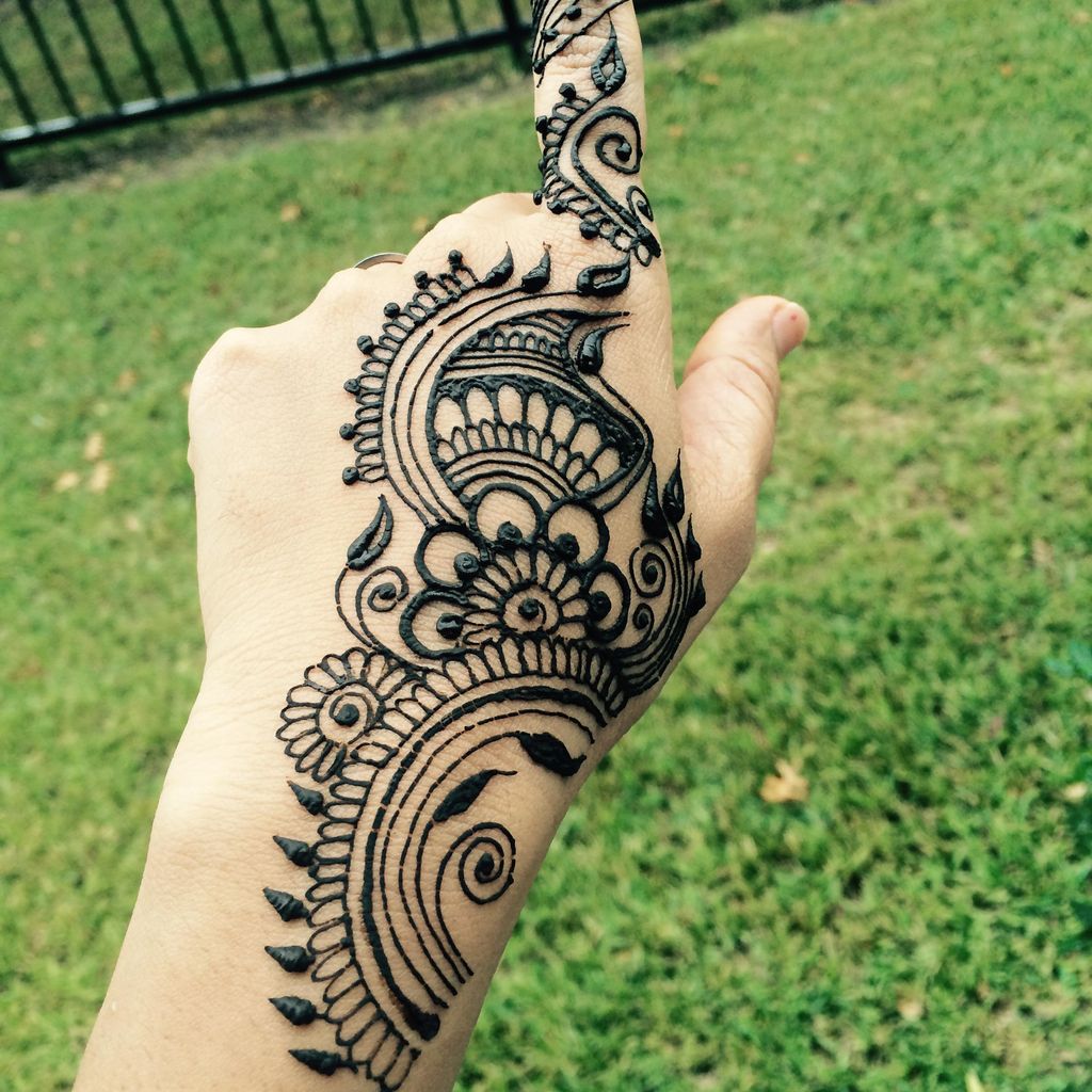 Creative Henna Tattoos