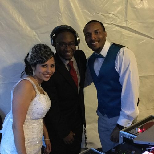 DJ Dennis The Menace with the beautiful bride & gr