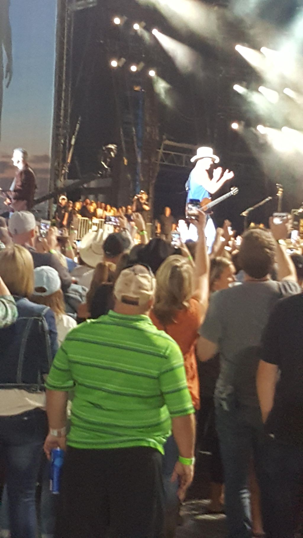 Bartending the Kenny Chesney concert!