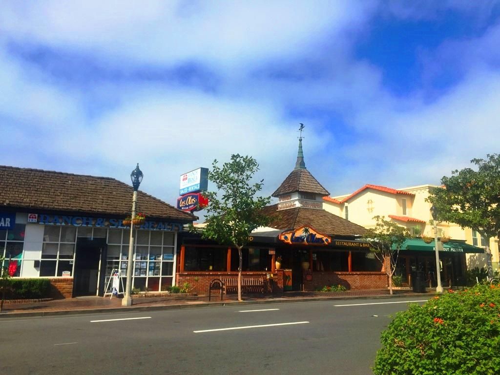 Town Square Carlsbad
Retail