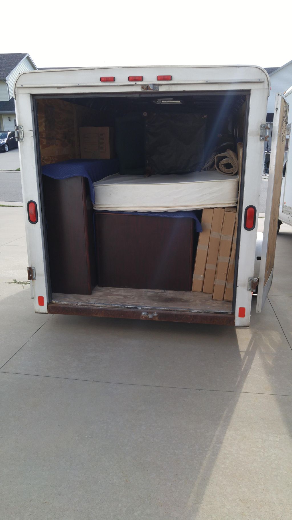 We carefully load your belongings into our vehicle