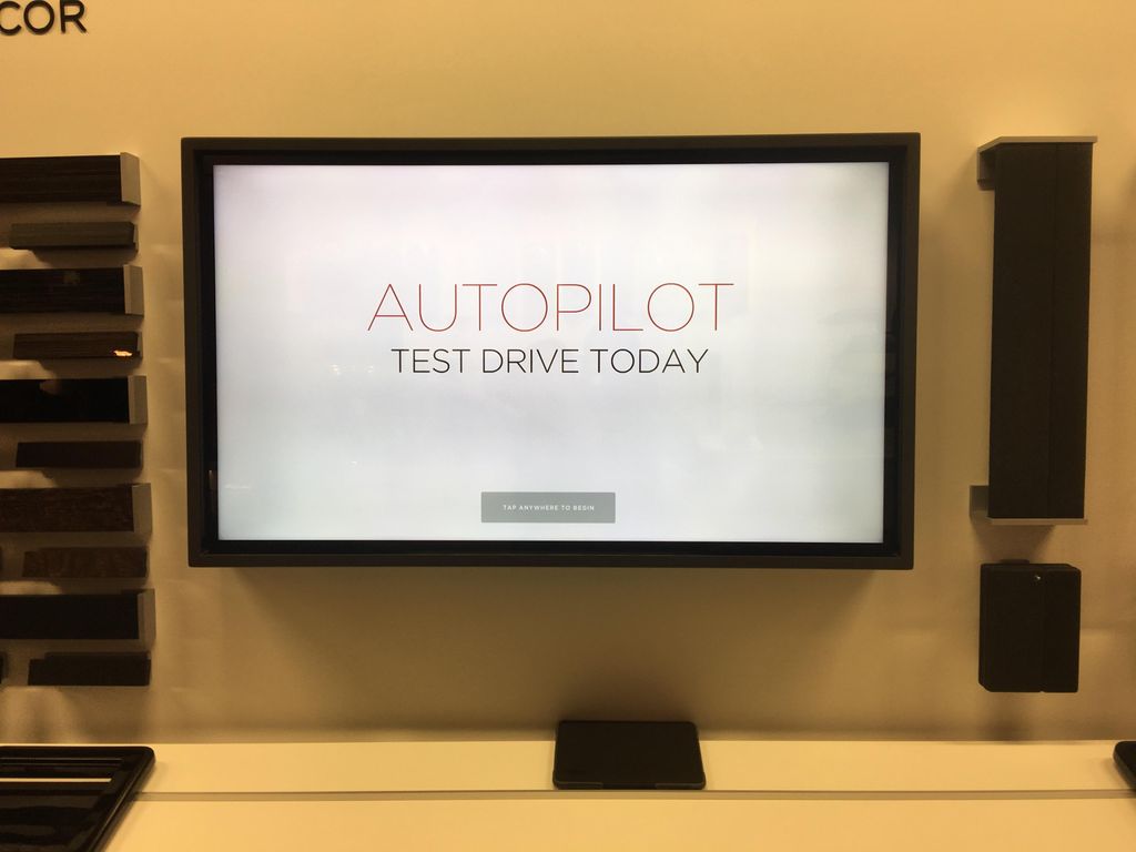 Monitor installation in a car dealer 