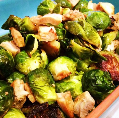 Pan Roasted brussel sprouts with chicken