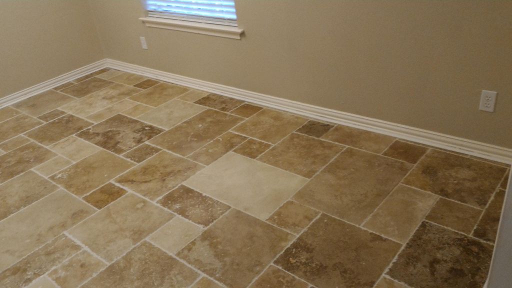 Beautiful Travertine flooring. Notice floor patter