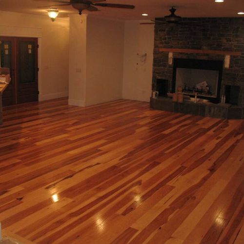 installing of 3/4 inch oak hardwood flooring