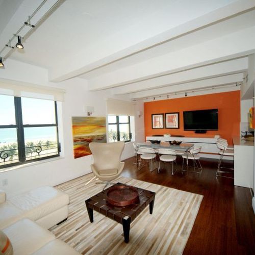 2 BR 2 Story Apt- Right on Ocean Drive