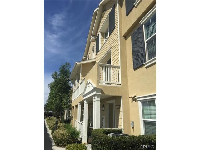 Closed Sale... Auction
Irvine,CA
BED / BATH:  3/ 3