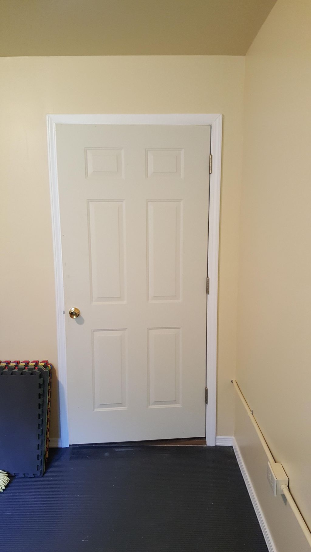 Basement finishing drywall_03