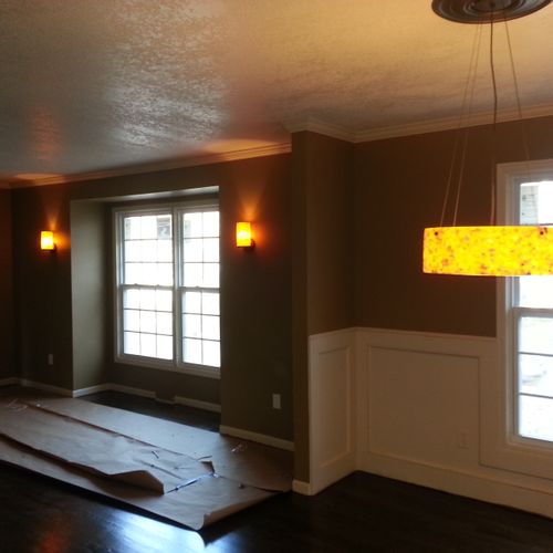 Wall sconce and matching dinning room fixture made