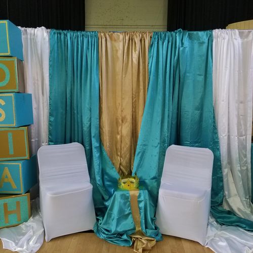 custom name blocks and backdrop for baby shower