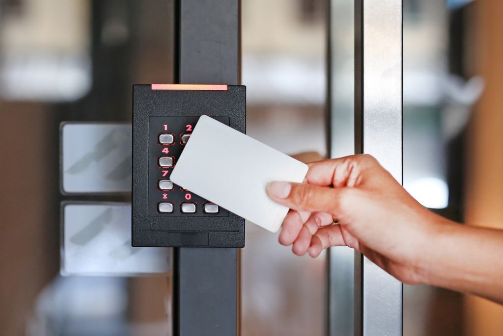 Access Control, Electronic Locking, Keypad and Gat