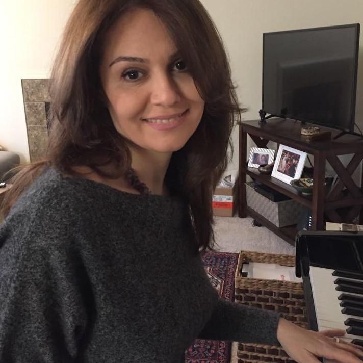 Laleh Piano Studio