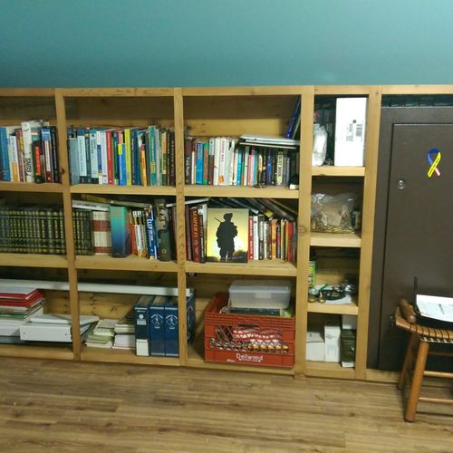 Custom Built-In Gun Cabinet & Bookshelf