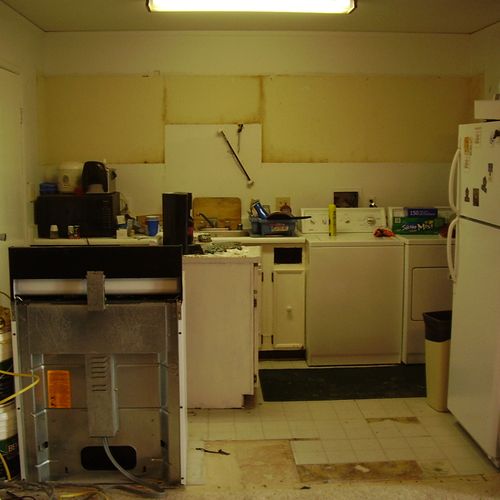 My first kitchen remodel (2005)
pearl city Hawaii.