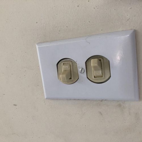 BEFORE UPGRADE -Upgraded switch plate, changed to 
