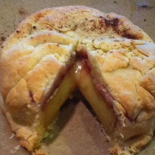 Baked Brie with Raspberry Filling