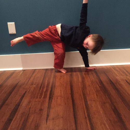 A fan of our Drop and Shop Kids Yoga class