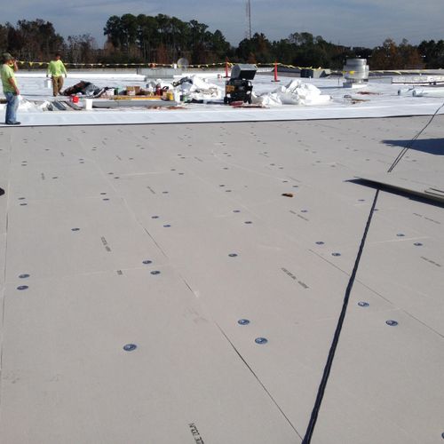 Auto Nation roof installation TPO membrane
