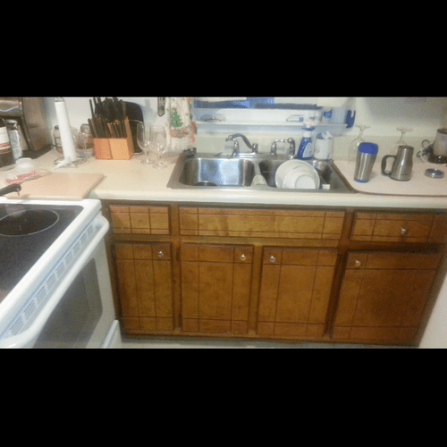 1) Before pictures 
This how there Kitchen looked.