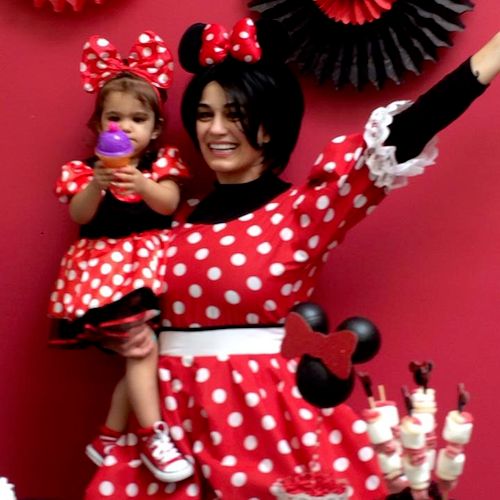 Minne Mouse in the house!! :D  Kids LOVE Lilo!!