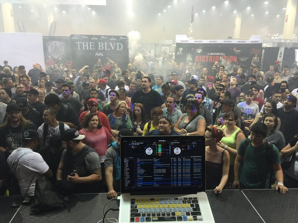Vapor 2015 Phoenix Convention Center