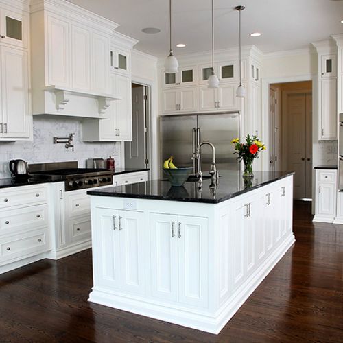 Simply White Kitchen
http://www.walshwoodworks.com
