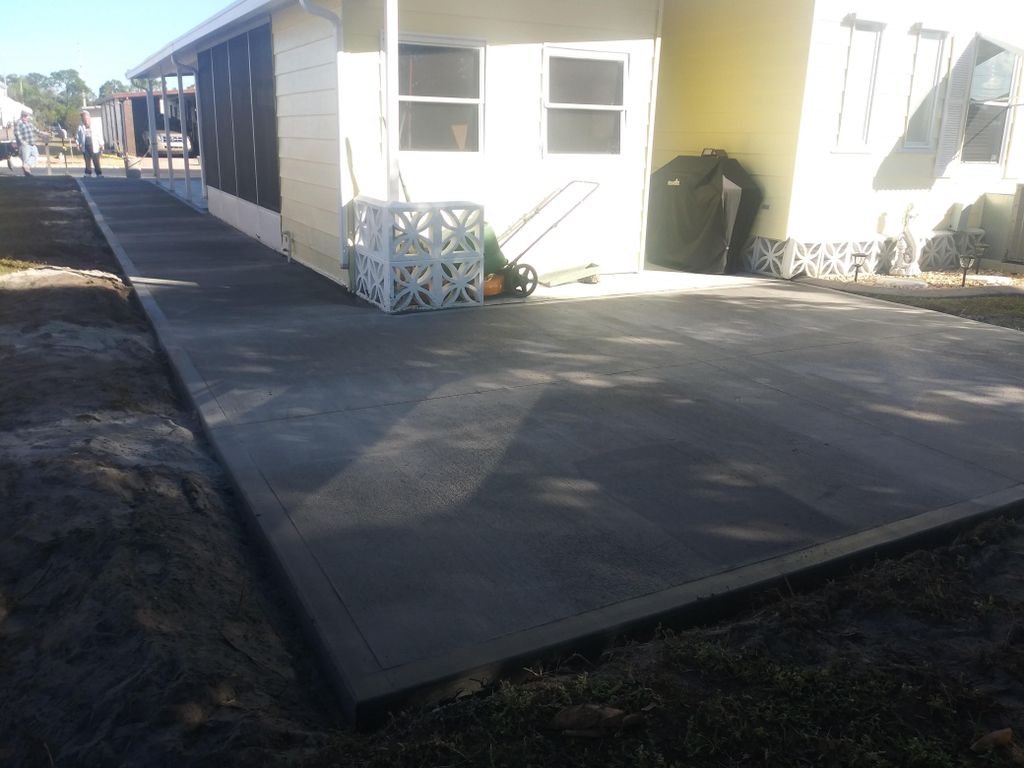 lanai sidewalk
