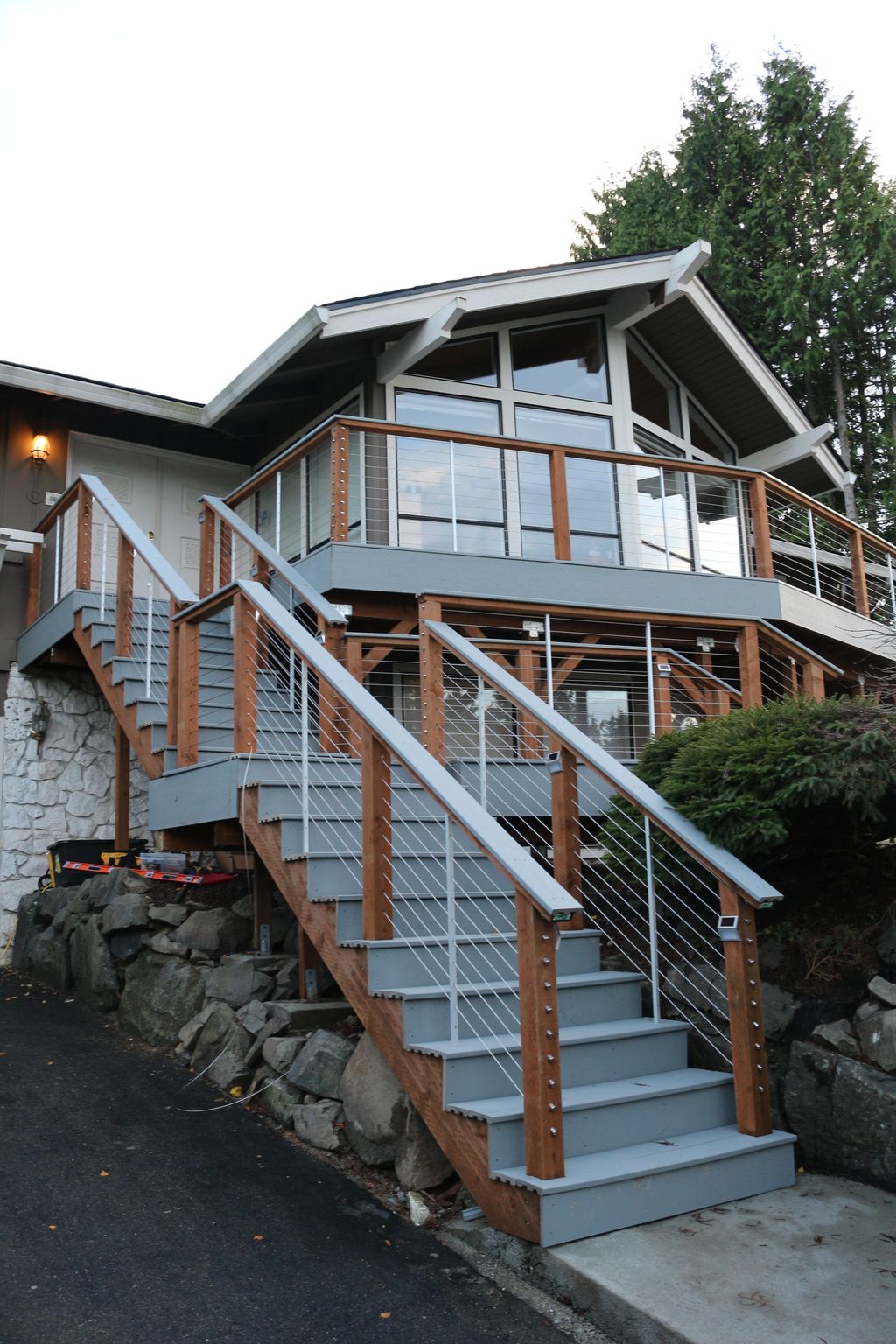 New composite deck with stainless steel cable rail