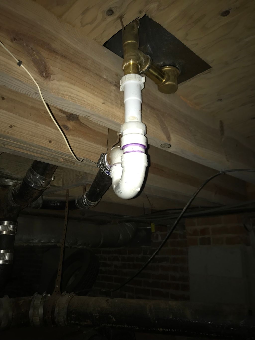 Bathtub drain assembly