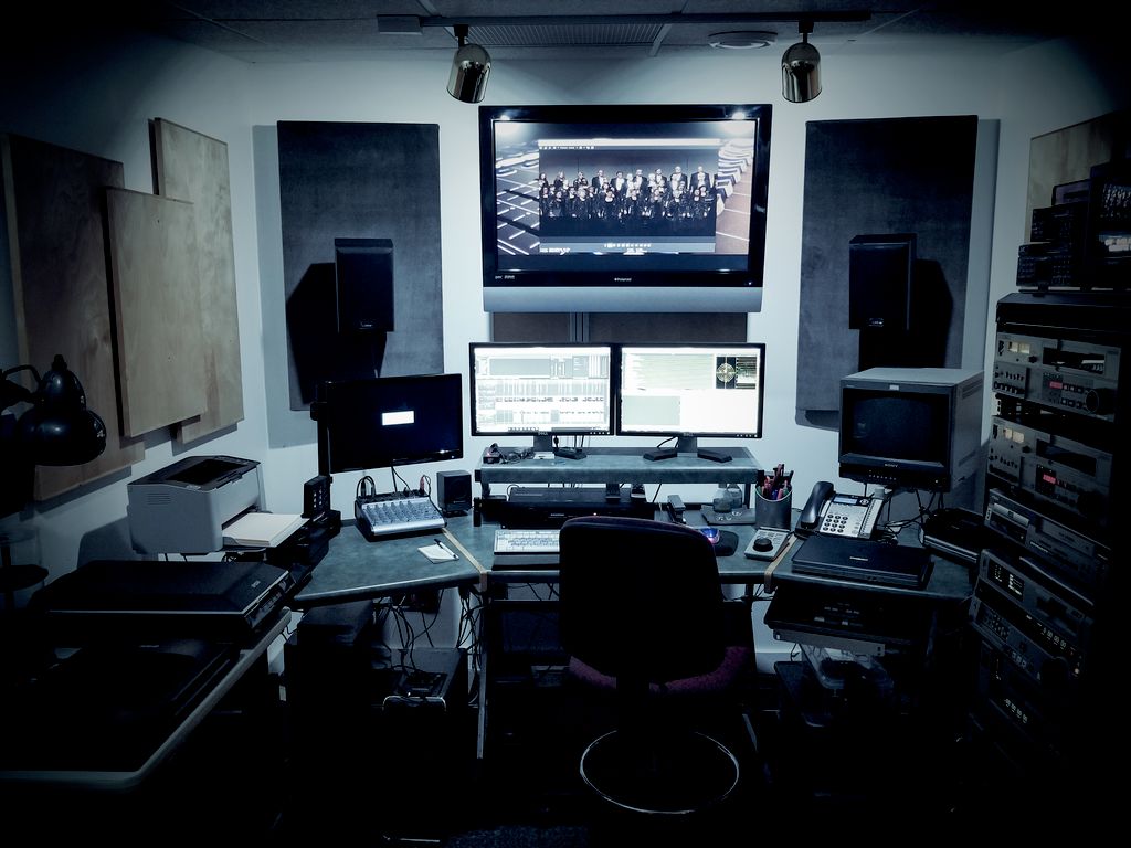 Video/Mastering Suite
