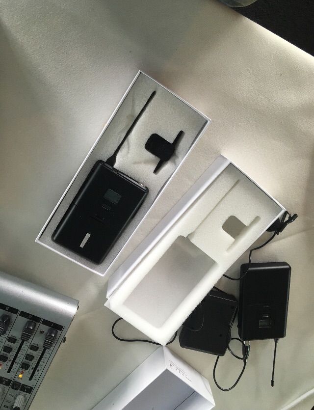 Wireless lapel mic, ideal for the wedding offician