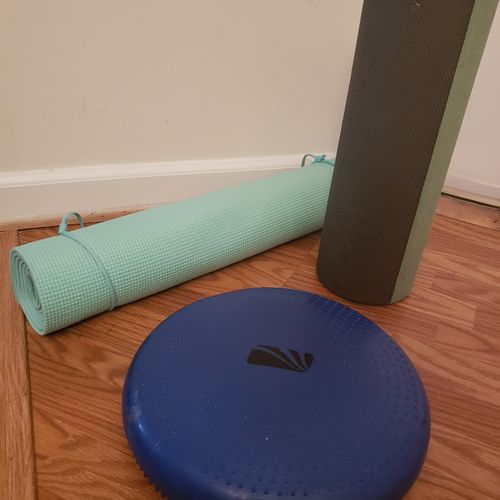 Yoga mat, foam roller & core disk