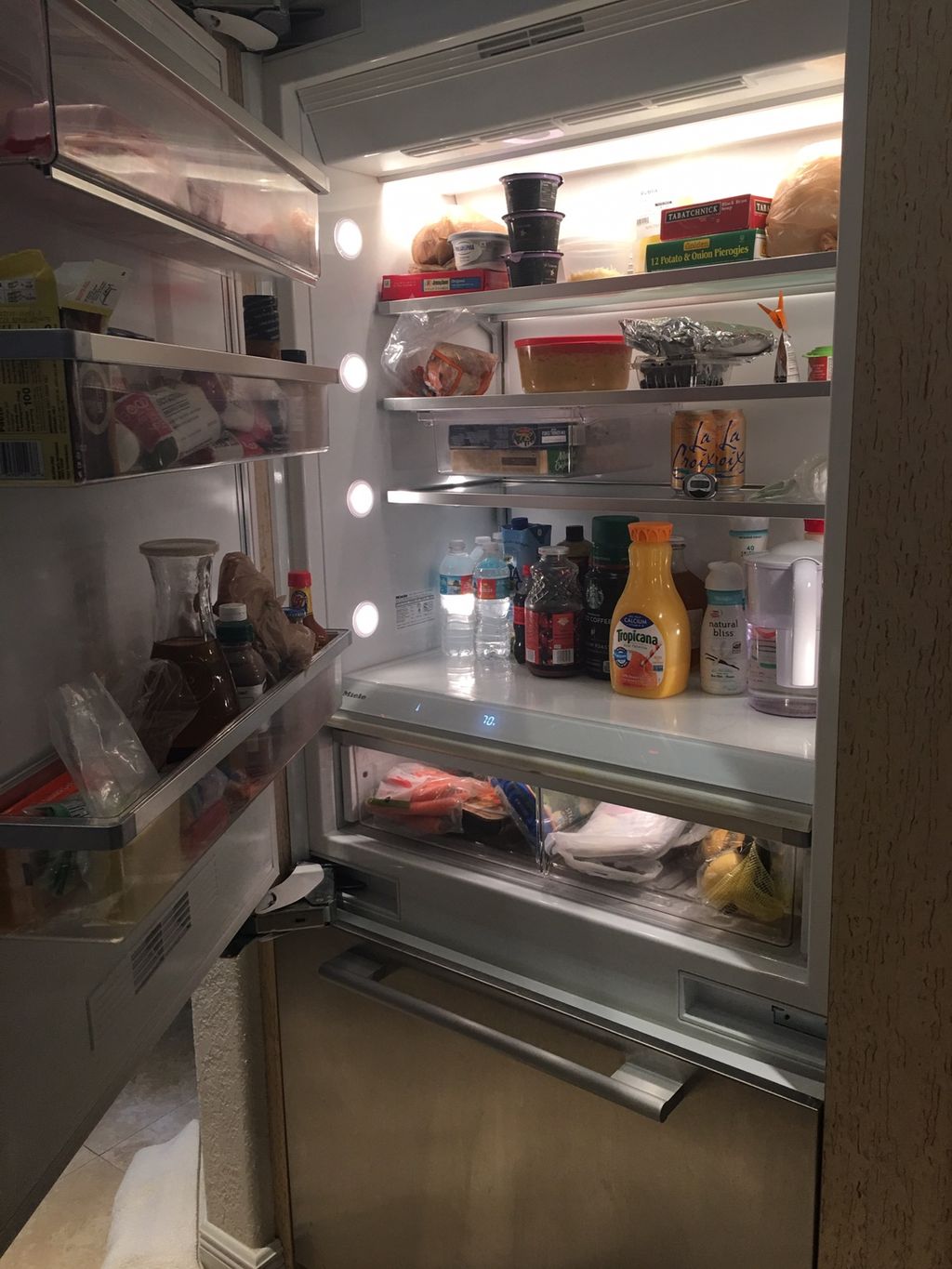 Miele Refrigerator not cooling.....
Weston 