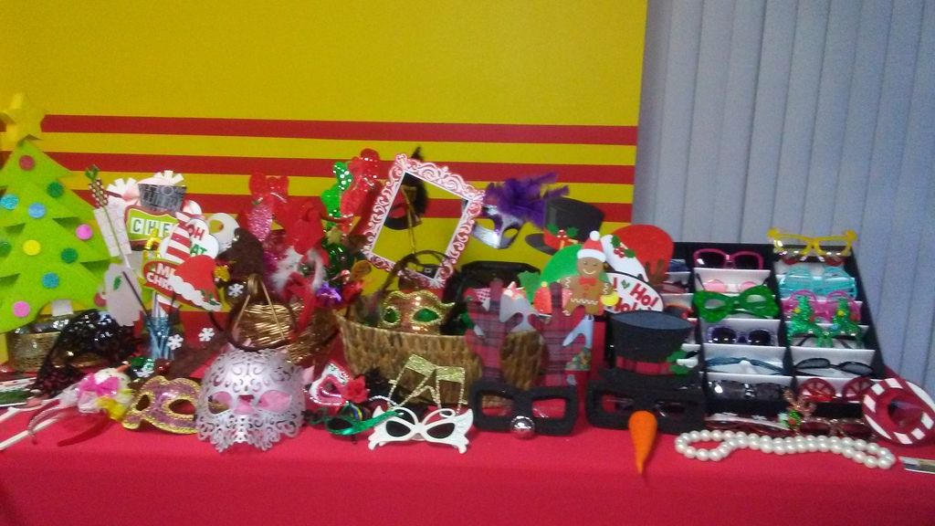 DHL Holiday party