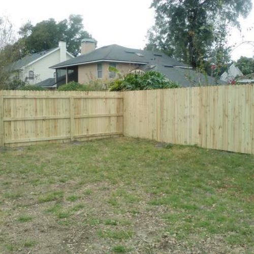 Wood Stockade Fence