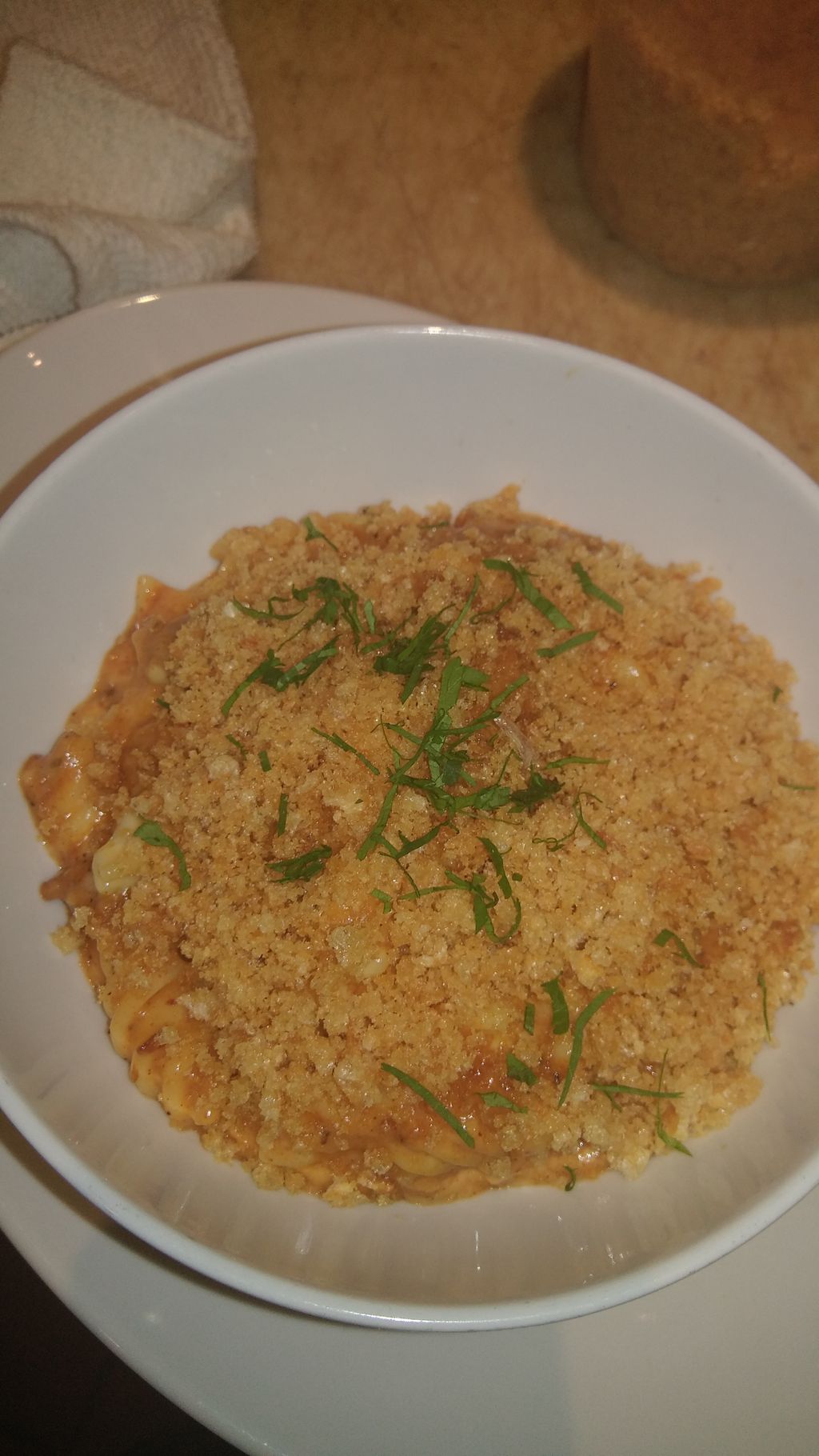 bbq pulled pork mac n cheese, chicharone bread cru