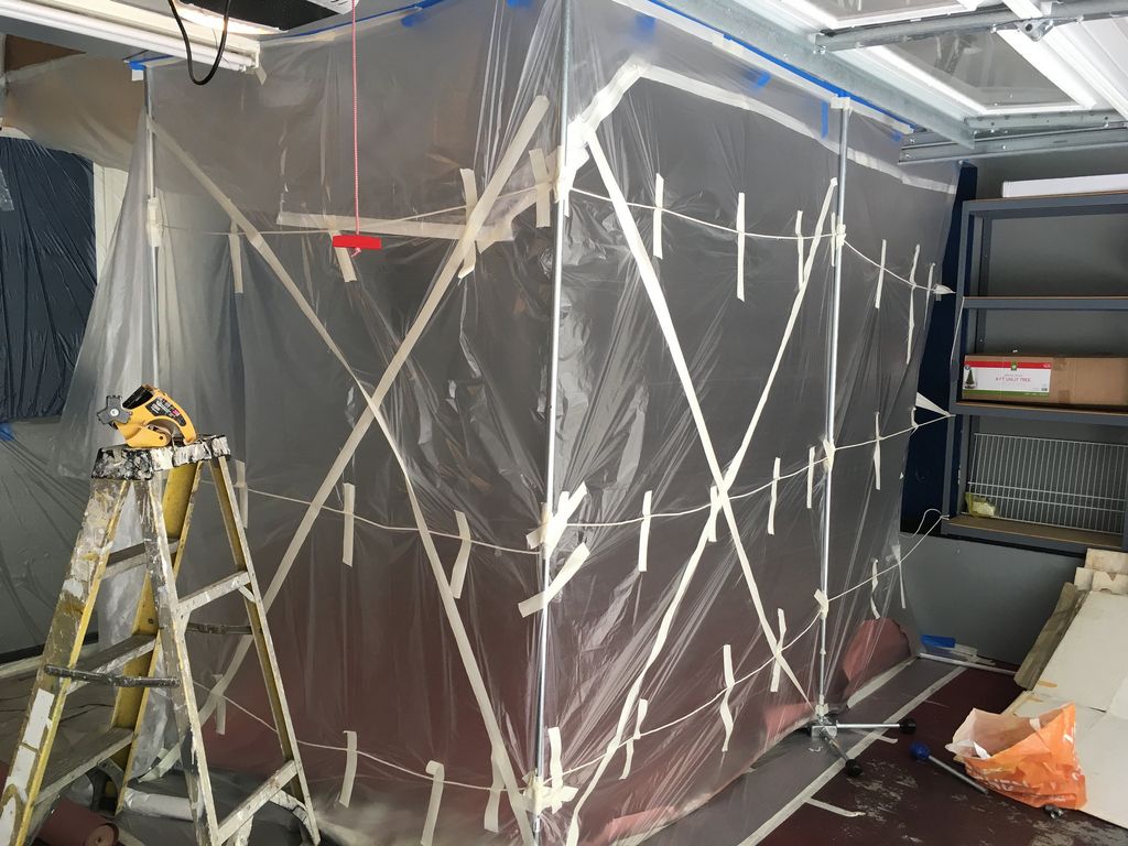 In case we have to work in small spaces, like an a