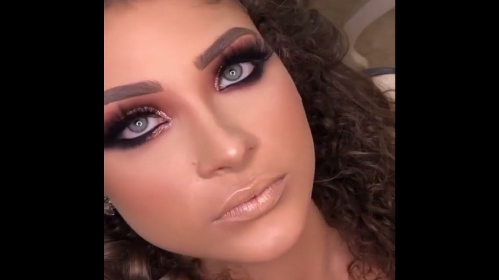 Stella Glitter On Eyes. 