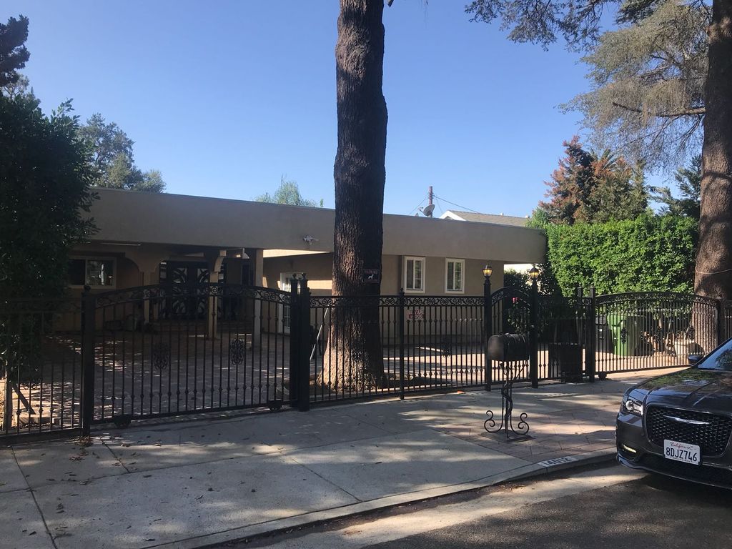 (2019 Closed transaction) On Chandler Blvd in Sher