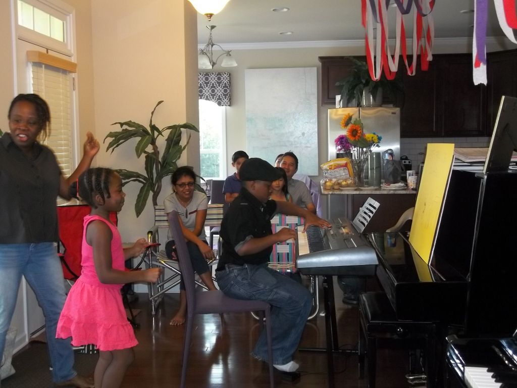 Performance class in August, FUN&Dessert !!