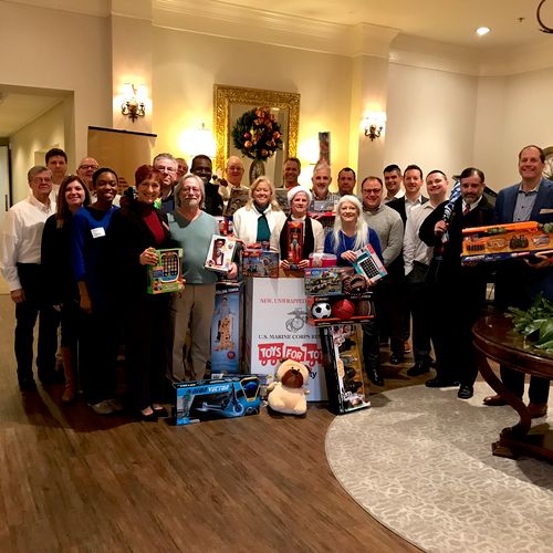 DKRentals.net supports Toys for Tots