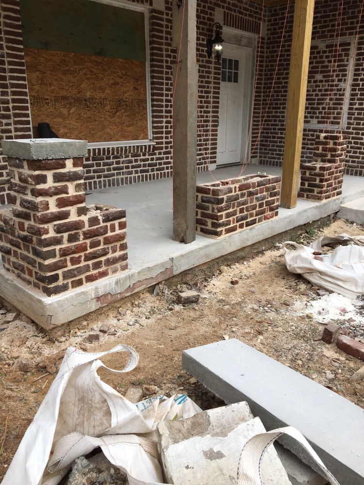 Red star construction