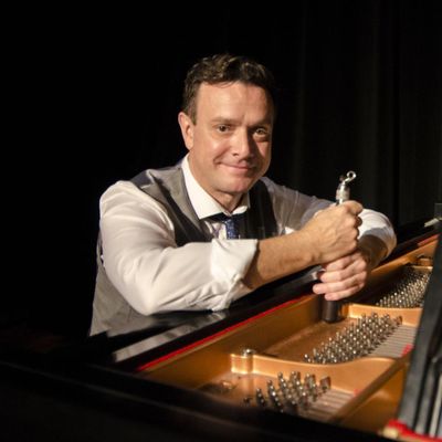 Avatar for Christopher Winkels  Piano Tuner/Technician